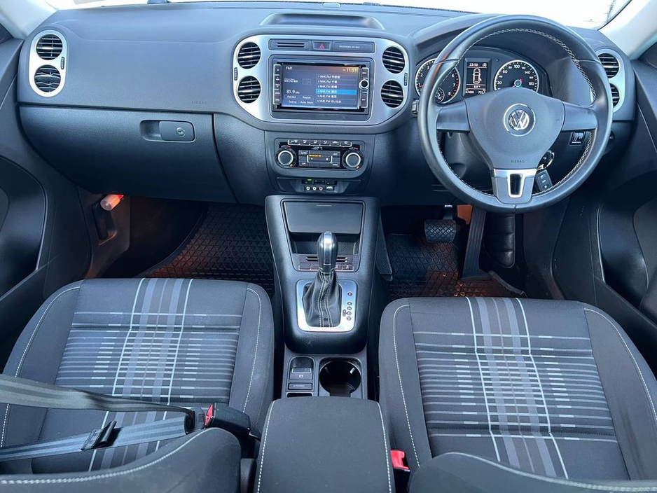 2015 Volkswagen Tiguan LOUNGE EDITION 1.2 TSI // FULL SERVICE HISTORY // 18" ALLOYS // REVERSE CAMERA €15,950