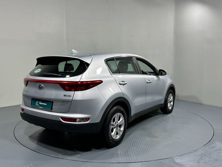 2016 Kia Sportage - image 7
