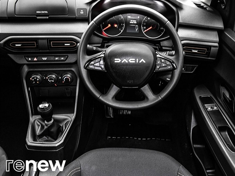 2025 Dacia Sandero Stepway Essential TCe 90 GSR2 €20,900