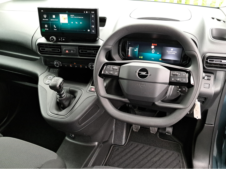 2026 Opel Combo KOMFORT L1H1 1.5TD 100BHP **LED HEADLIGHTS** €21,098