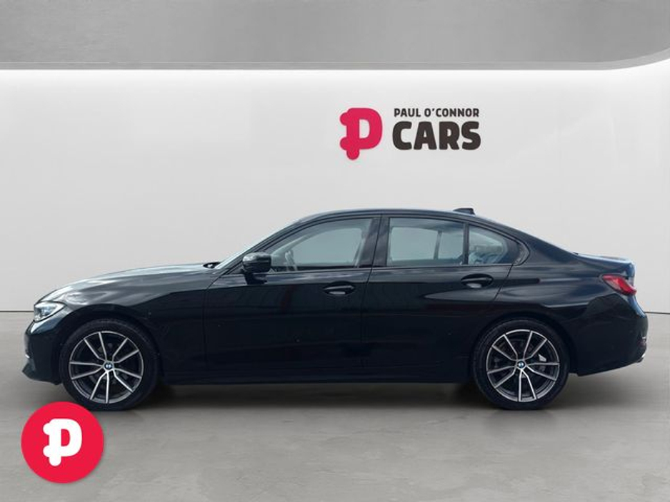 2021 BMW 3 Series - image 11