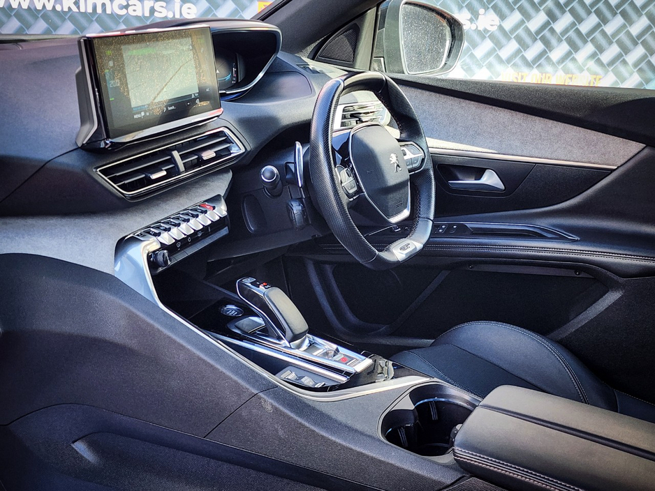 2023 Peugeot 3008 - image 21