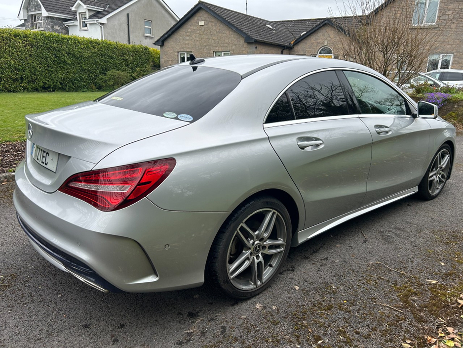 2018 Mercedes-Benz 180 - image 4