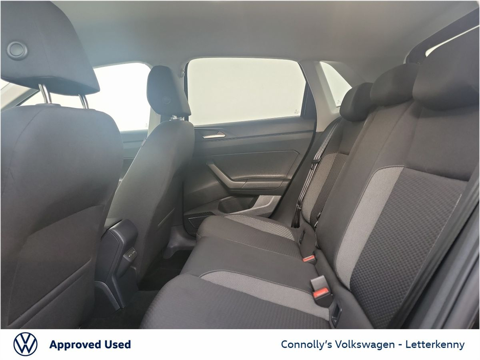 2025 Volkswagen Polo - image 7