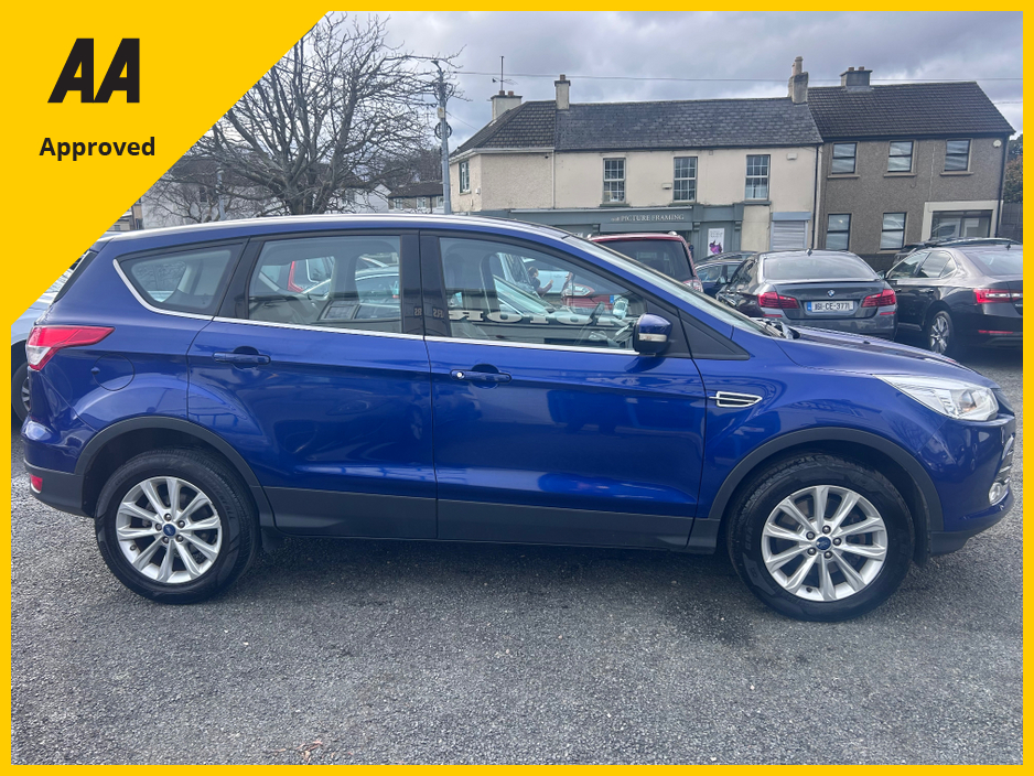 2015 Ford Kuga - image 12