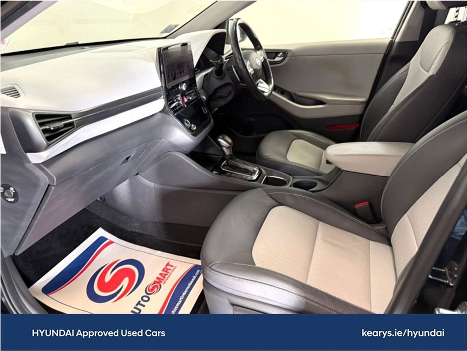 2020 Hyundai Ioniq PHEV Premium €15,945