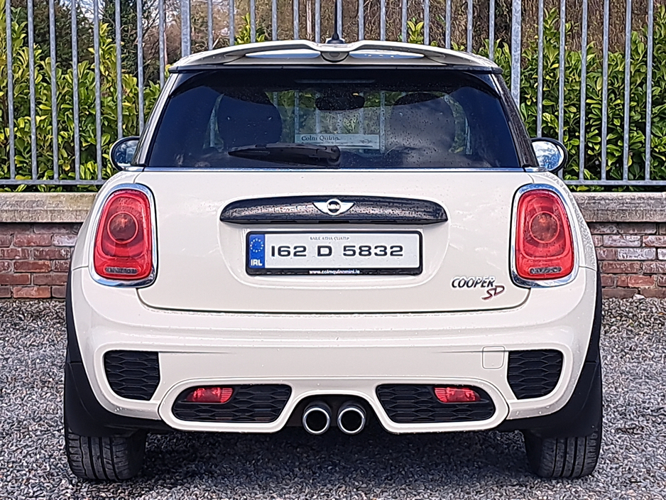 2016 MINI Cooper S - image 8