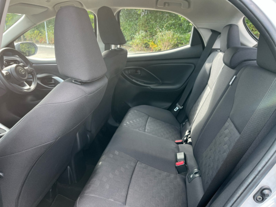 2025 Toyota Yaris Yaris Hybrid 115 Luna €28,250