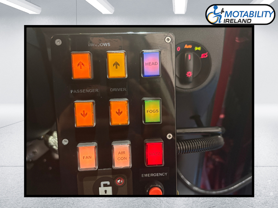 2018 Volkswagen Caddy - image 18