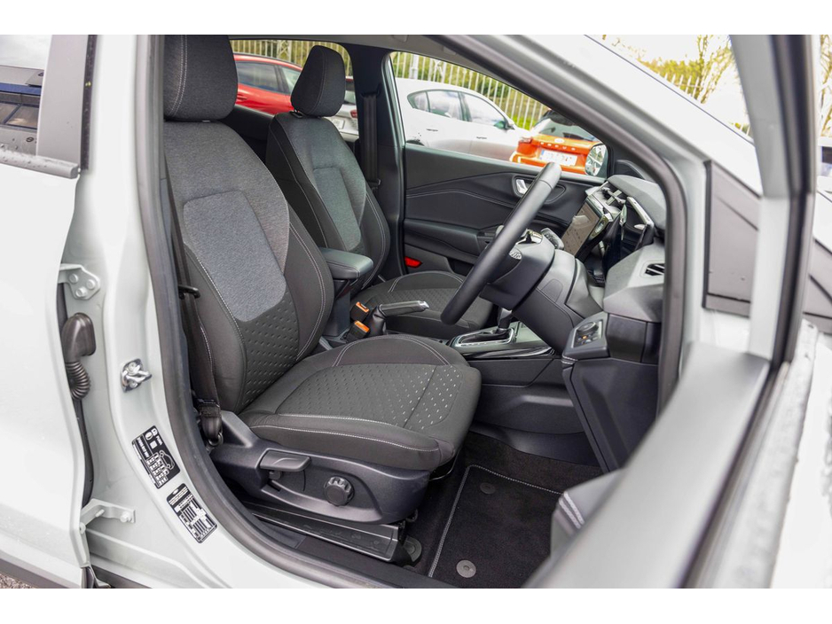 2025 Ford Puma - image 18