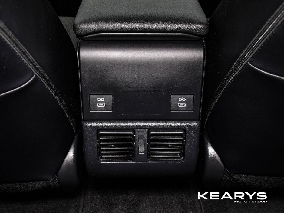 2025 Toyota bZ4X - image 17