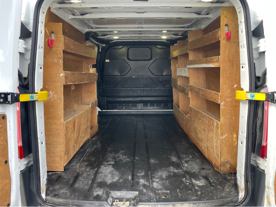 2017 Ford Transit Custom 2071 (172) FORD TRANSIT CUSTOM 290 LWB TRND 2.0 2.0M6 130 3 €10,950