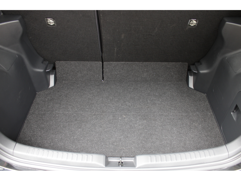 2020 Toyota Yaris - image 19