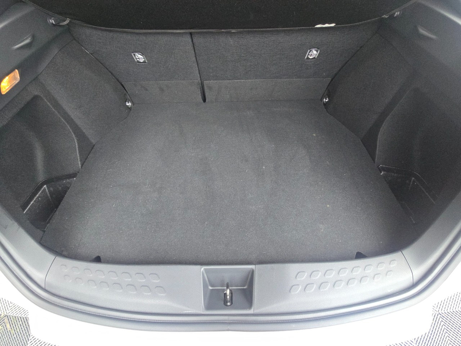 2020 Toyota C-HR - image 9