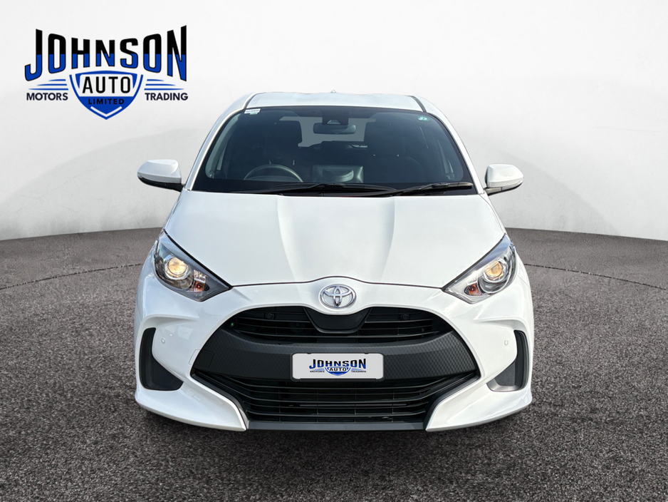 2020 Toyota Yaris - image 6