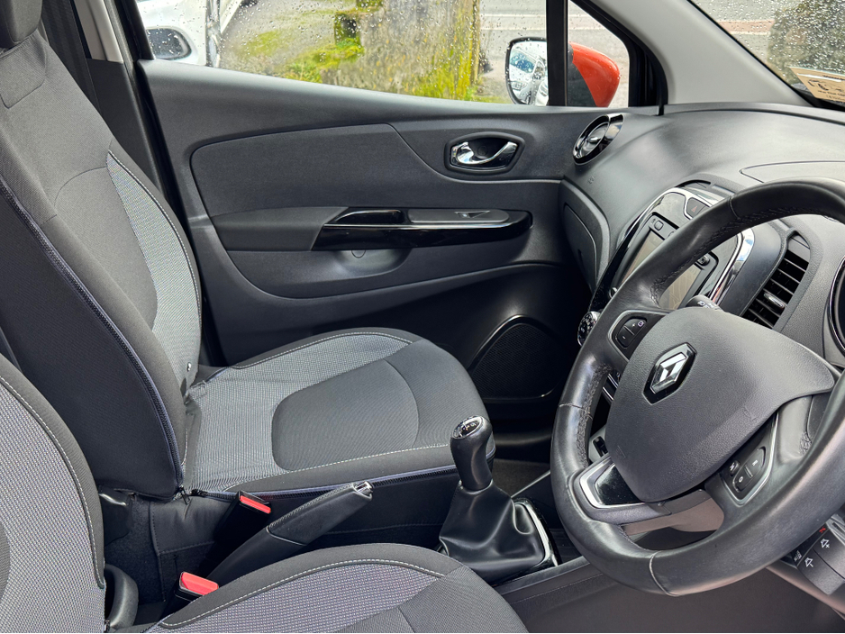 2017 Renault Captur Intense very low mileage €12,500