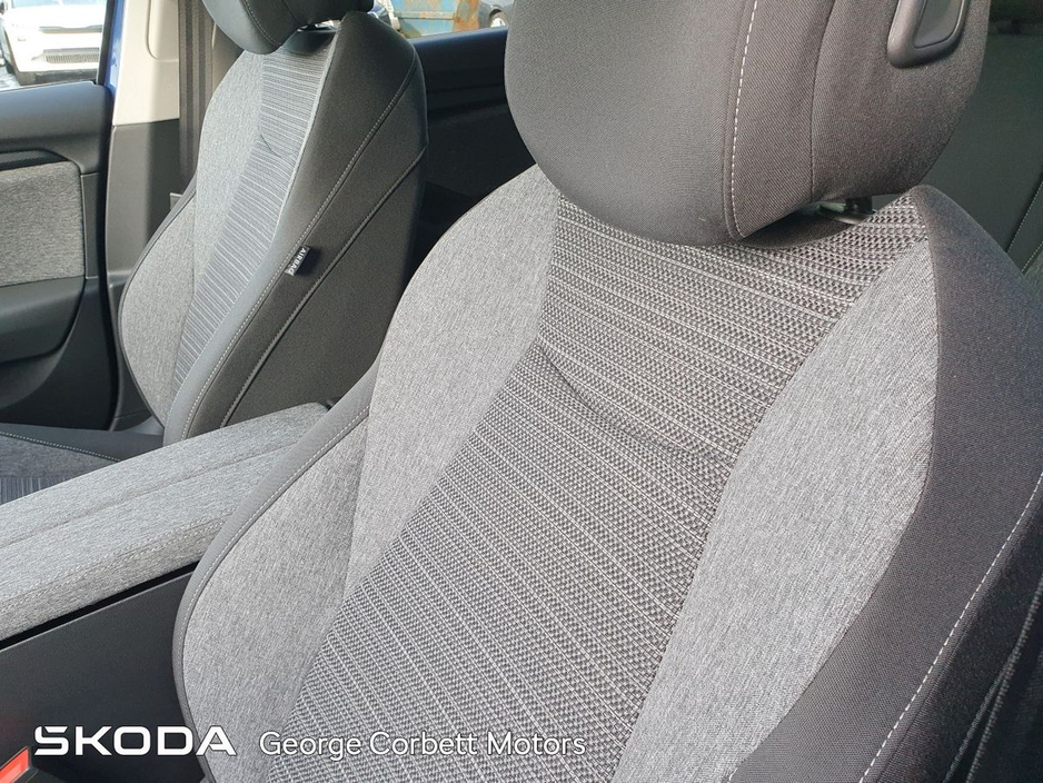 2026 Skoda Superb - image 23