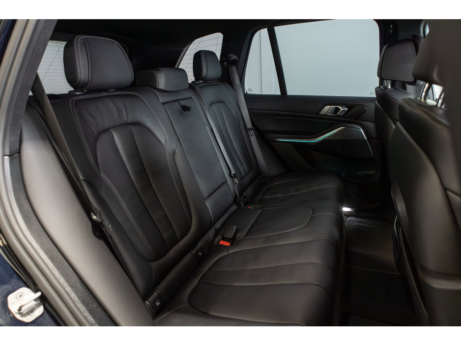 2021 BMW X5 xDrive45e M Sport €49,950