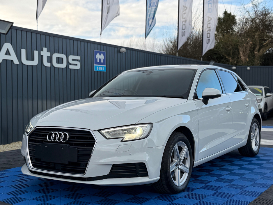 2017 Audi A3 - image 3