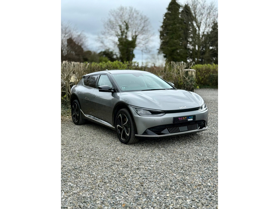 2024 Kia EV6 - image 2