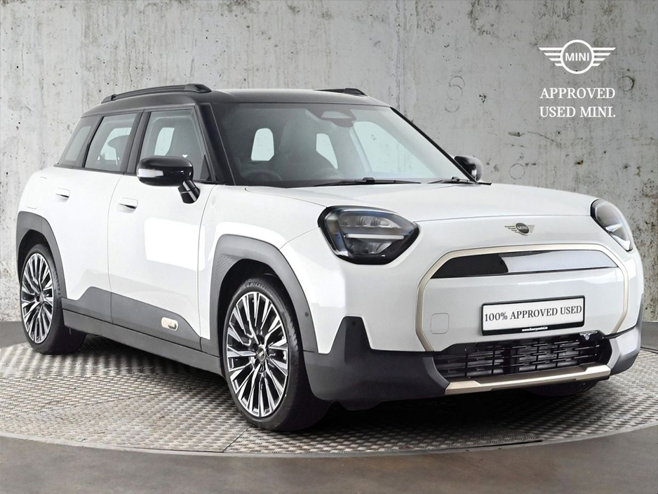 2025 MINI Aceman E €31,900
