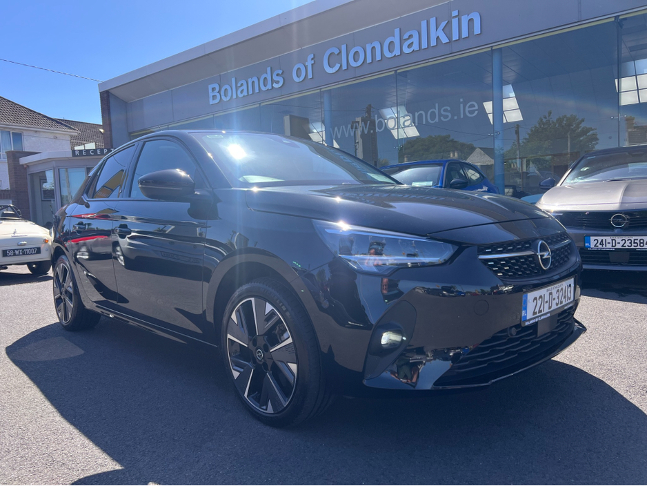 2022 Opel Corsa Top Spec As New Tiny Kms Superb Value 2022 Opel Corsa ELITE Electric Automatic www.bolands.ie Est.1955 €17,450