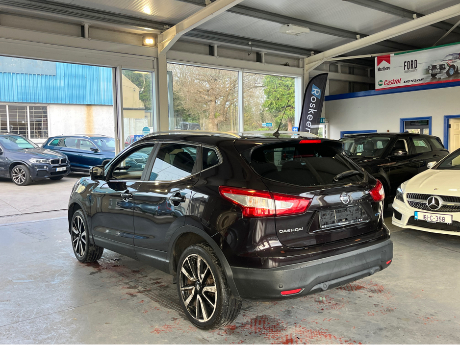 2016 Nissan Qashqai - image 8