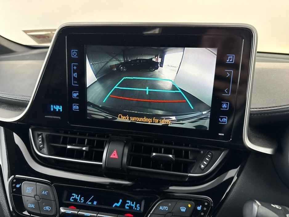 2019 Toyota C-HR - image 14