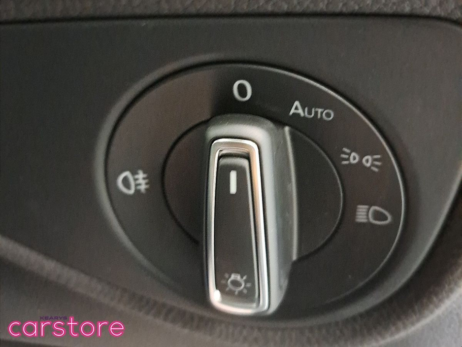 2016 Volkswagen Touran - image 19