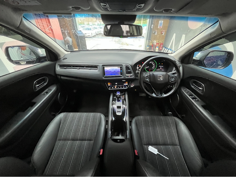 2017 Honda Vezel €16950 2017 HONDA VEZEL HYBRID Z SENSING 1.5 AUTOMATIC / CRUISE CONTROL / REVERSE CAMERA / HEATED SEATS / PADDLE SHIFTERS AND MORE €16,950