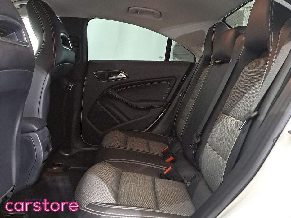 2018 Mercedes-Benz CLA Class - image 10