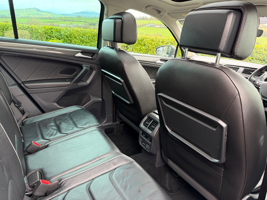 2020 Volkswagen Tiguan - image 13