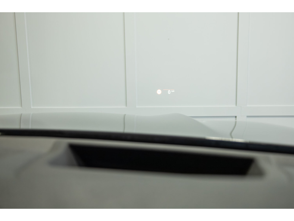 2021 BMW X5 - image 15