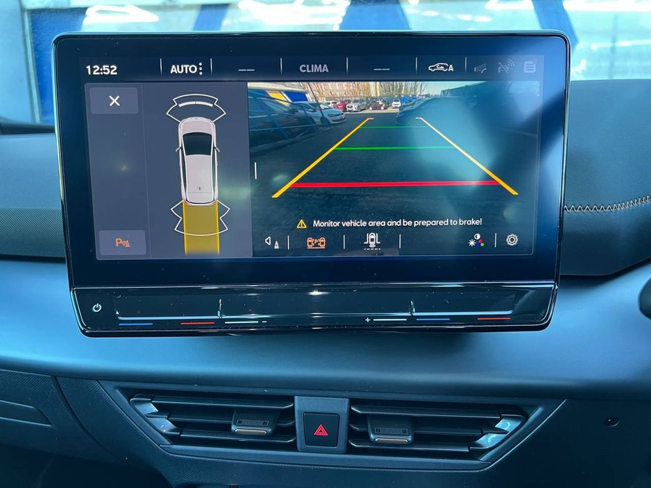 2023 Cupra Born - image 7