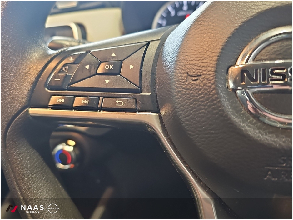 2022 Nissan Micra - image 19