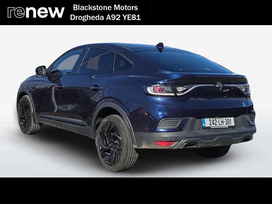 2024 Renault Arkana - image 3