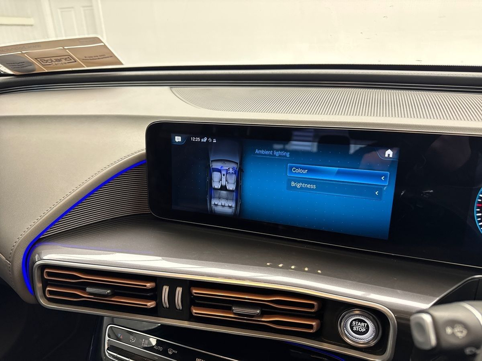 2022 Mercedes-Benz EQC - image 20