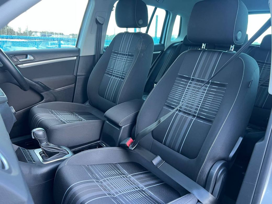 2015 Volkswagen Tiguan LOUNGE EDITION 1.2 TSI // FULL SERVICE HISTORY // 18" ALLOYS // REVERSE CAMERA €15,950