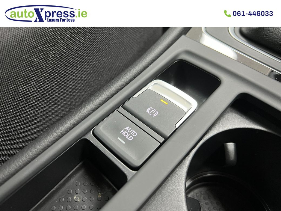 2018 Volkswagen Golf - image 24