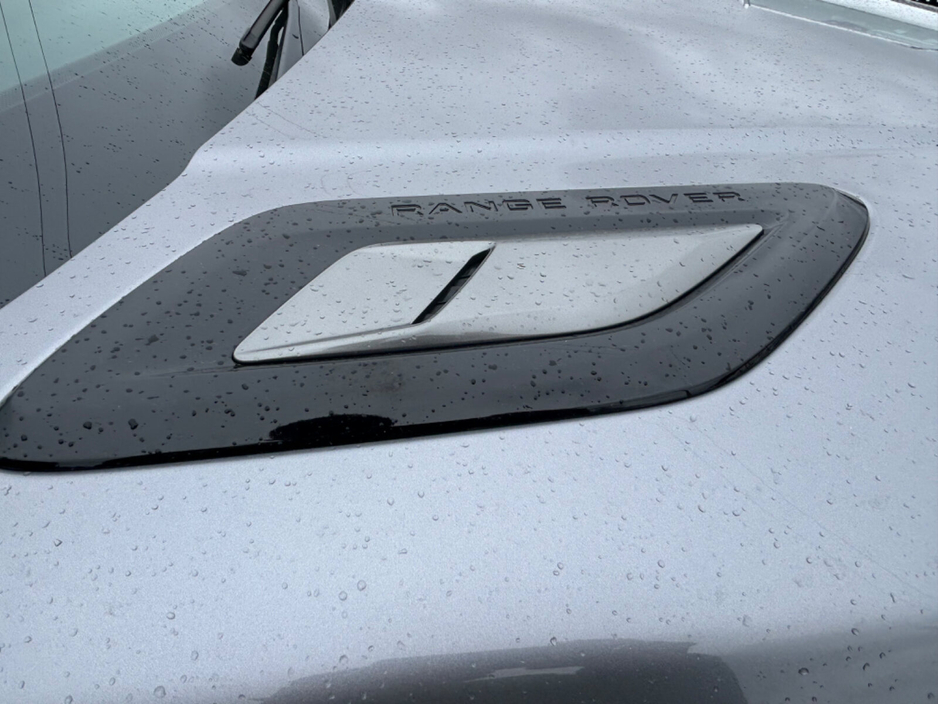 2022 Land Rover Range Rover - image 27