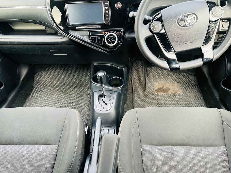 2020 Toyota Aqua - image 15