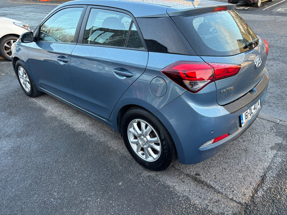 2016 Hyundai i20 - image 13