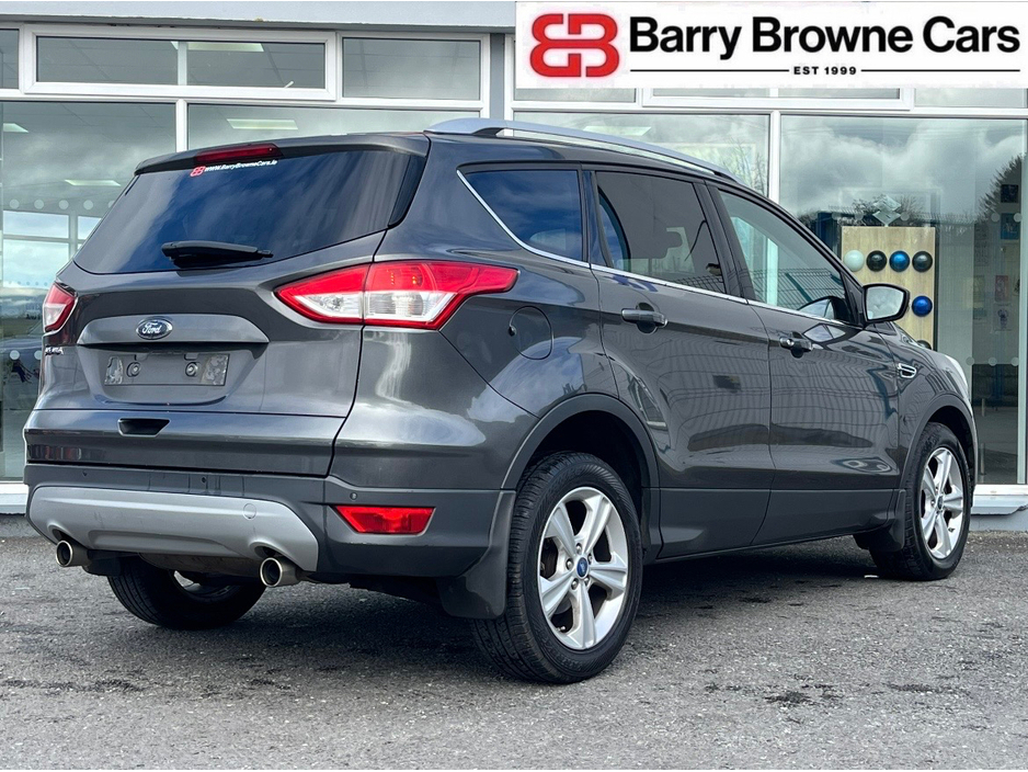2015 Ford Kuga - image 8