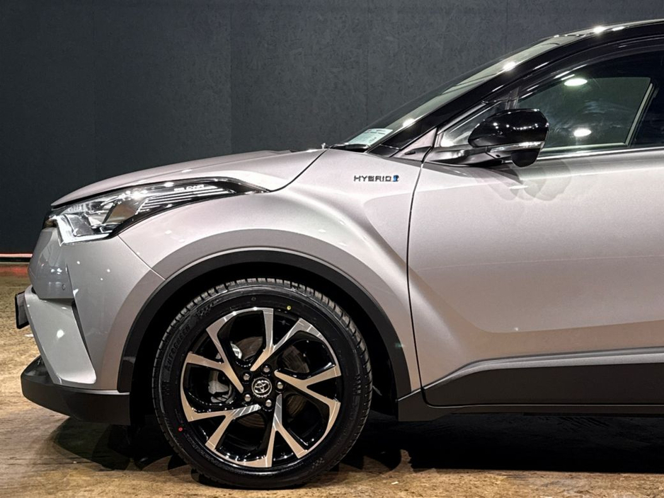 2019 Toyota C-HR - image 14