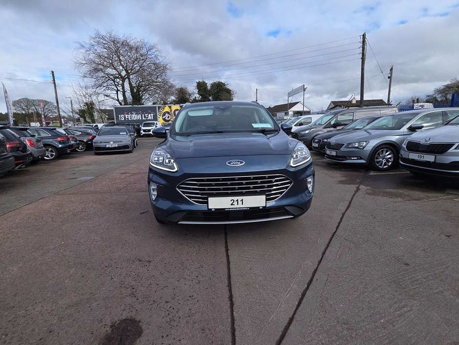 2021 Ford Kuga - image 4