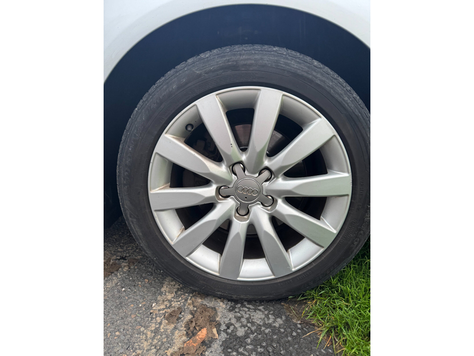 2014 Audi A4 2.0 TDI 150BHP MULTITRONIC SE €8,999