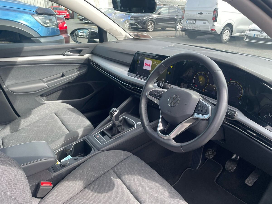 2024 Volkswagen Golf 2.0 TDI 115HP Life €27,475