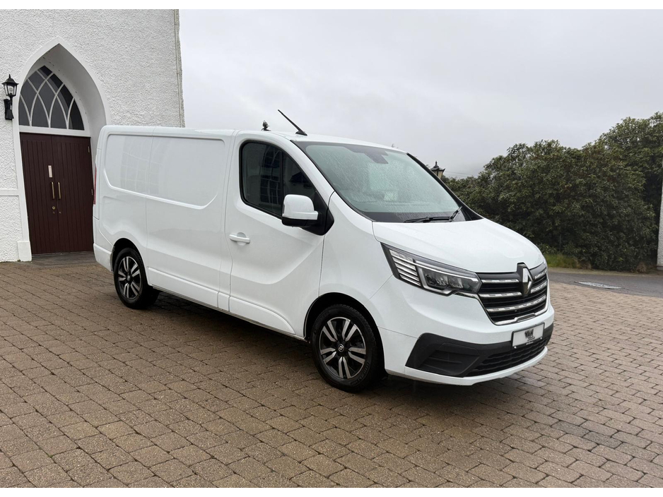 2023 Renault Trafic SL28 SporBUSINESS PLUS DCI €22,995