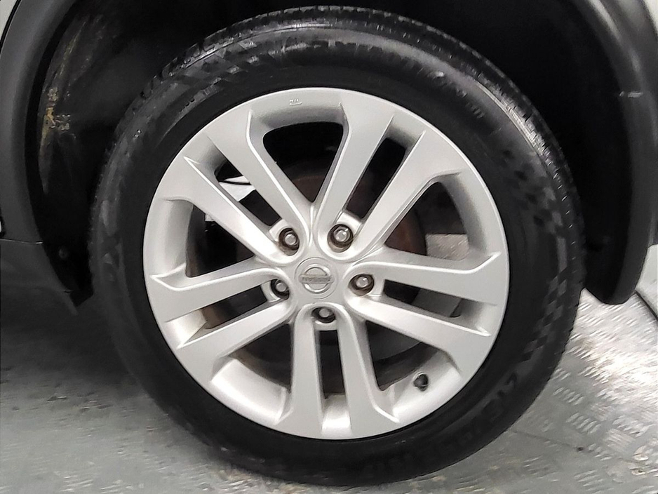 2018 Nissan Juke - image 11