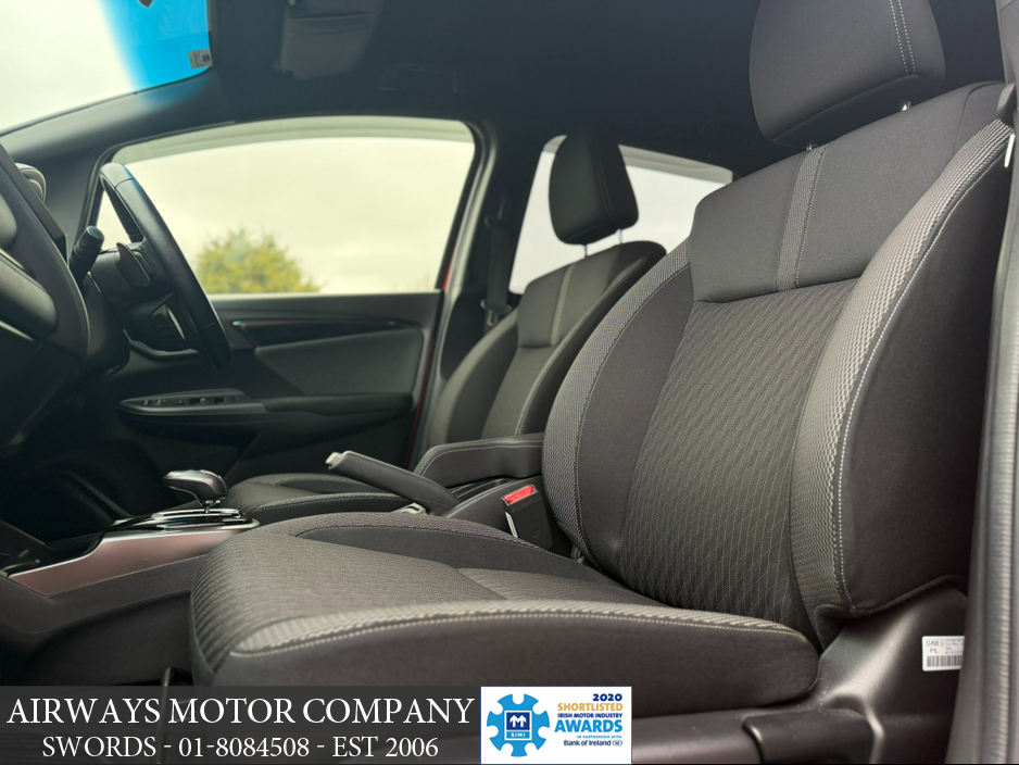 2018 Honda Fit - image 15